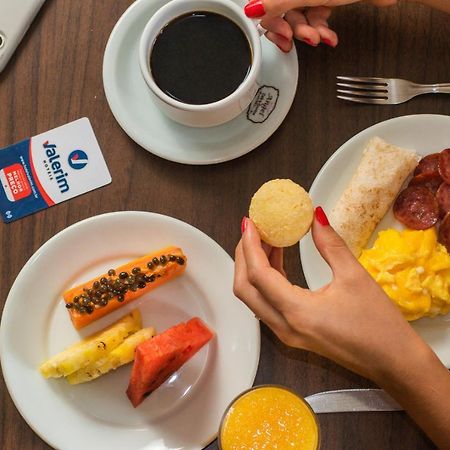 Hotel Valerim Itajai / Navegantes 외부 사진