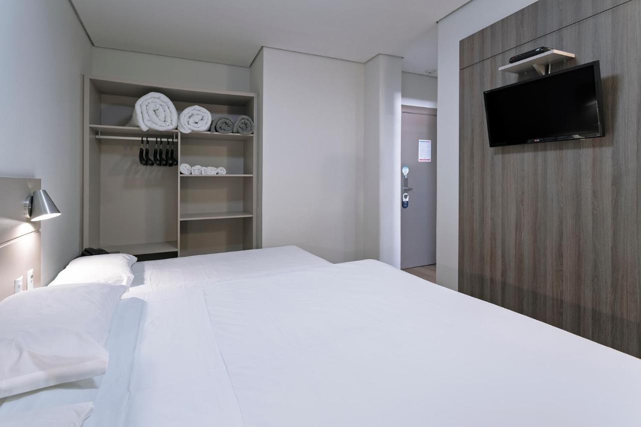 Hotel Valerim Itajai / Navegantes 외부 사진