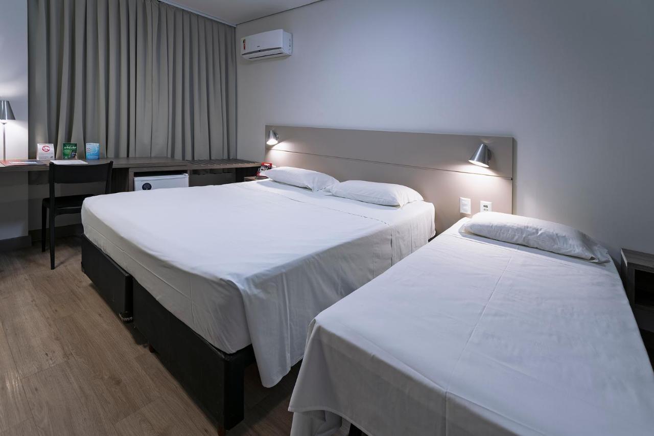 Hotel Valerim Itajai / Navegantes 외부 사진