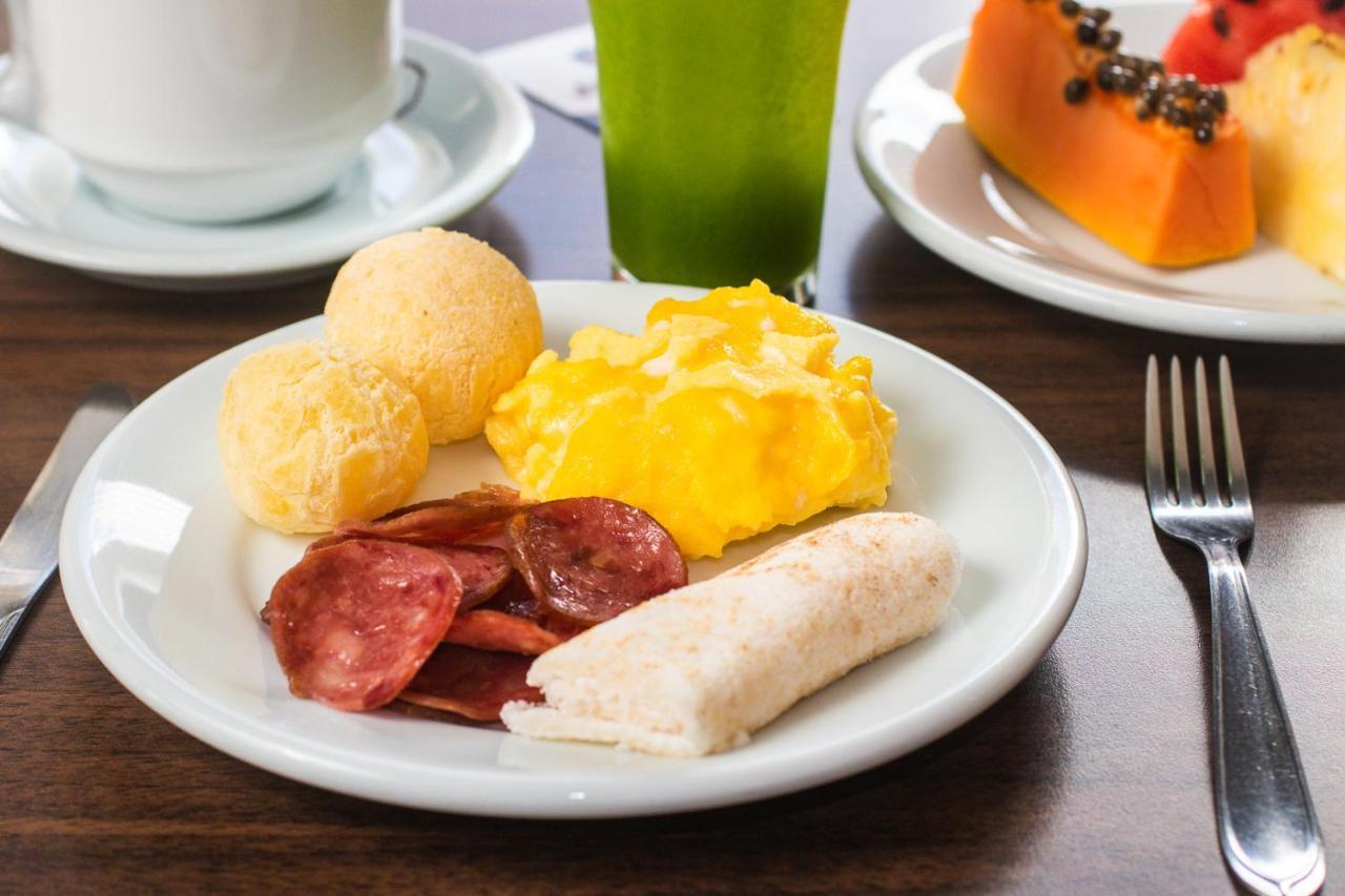 Hotel Valerim Itajai / Navegantes 외부 사진