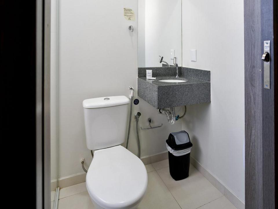 Hotel Valerim Itajai / Navegantes 외부 사진