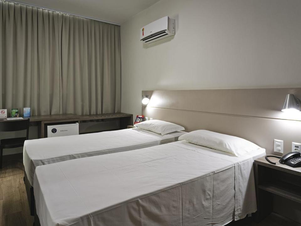 Hotel Valerim Itajai / Navegantes 외부 사진
