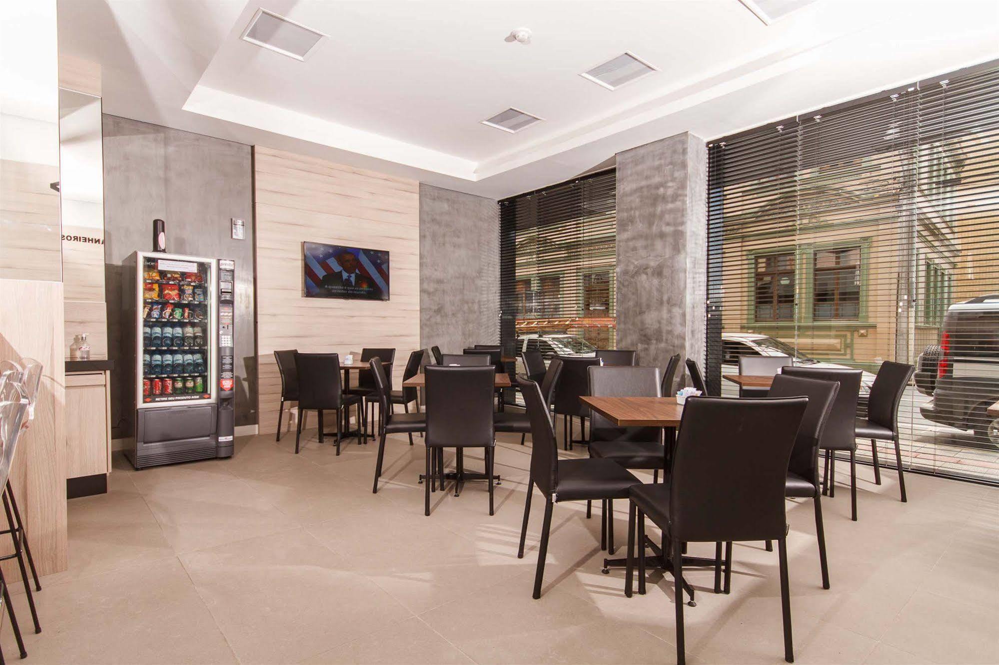 Hotel Valerim Itajai / Navegantes 외부 사진