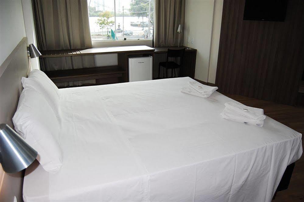 Hotel Valerim Itajai / Navegantes 외부 사진